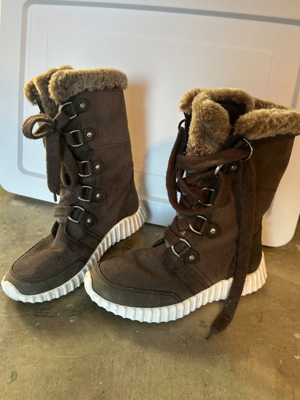 Johnston & Murphy Mid Calf Fur Lined Boots
